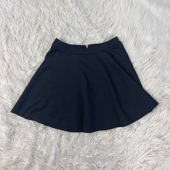Cotton On Women's Basic Black Stretchy Flared Casual Mini Skater Skirt Medium - Picture 1 of 9